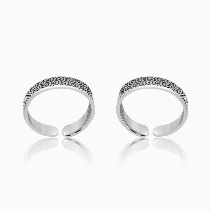 Silver Oxidised Cascading Emboss Toe Rings