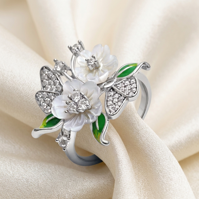 Silver Butterfly Garden Whispers Ring