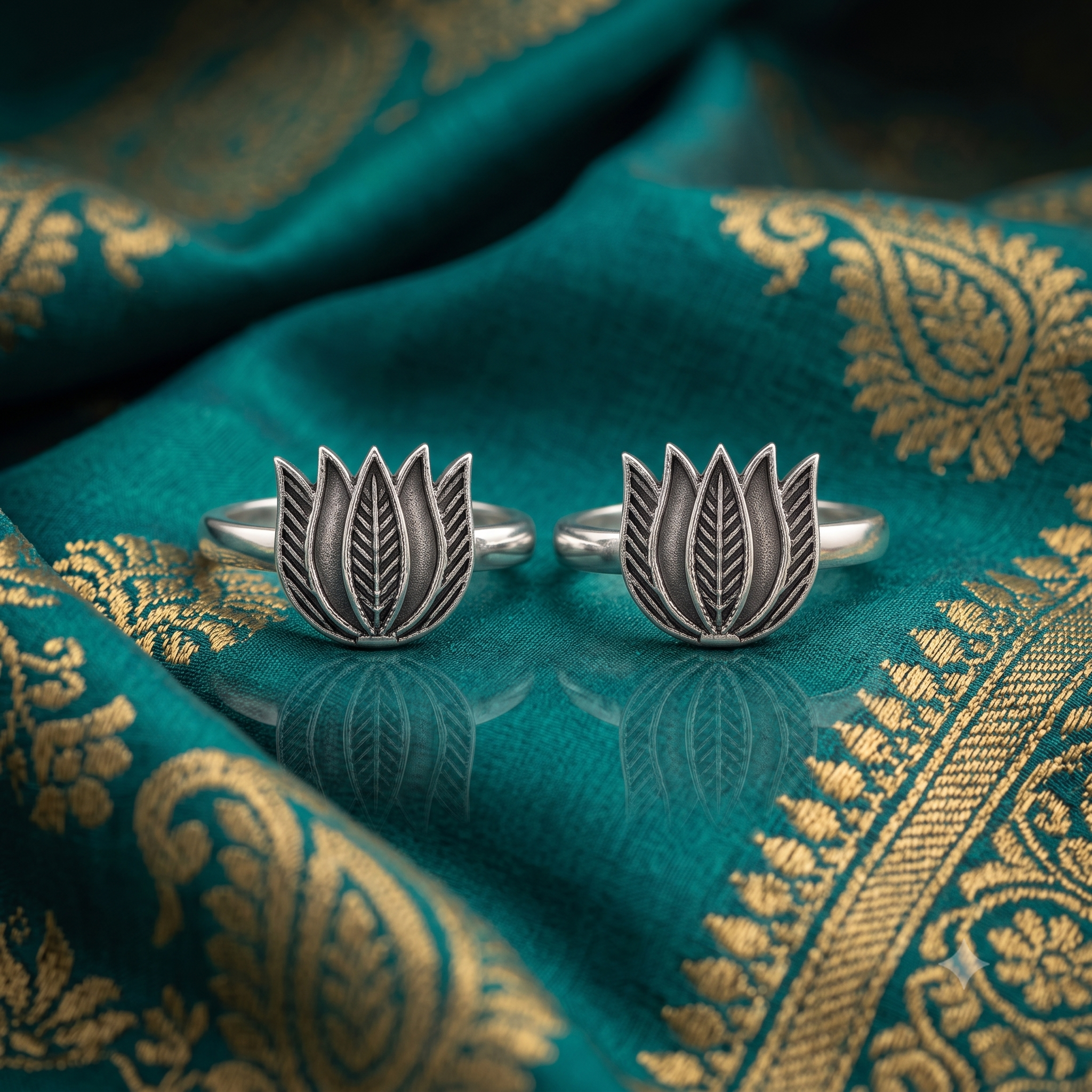 Silver Oxidised Lotus Toe Rings