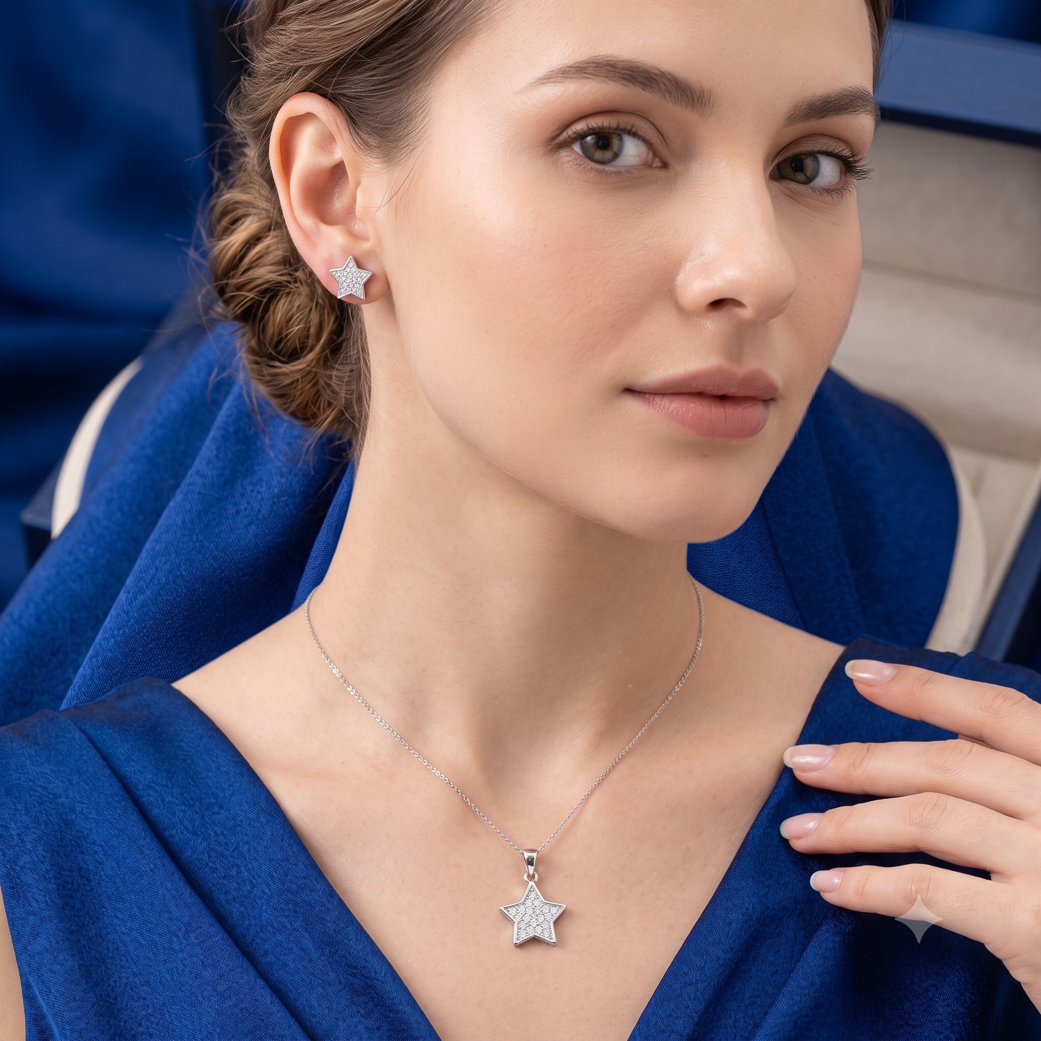Silver Sparkling Mega Star Pendant Set