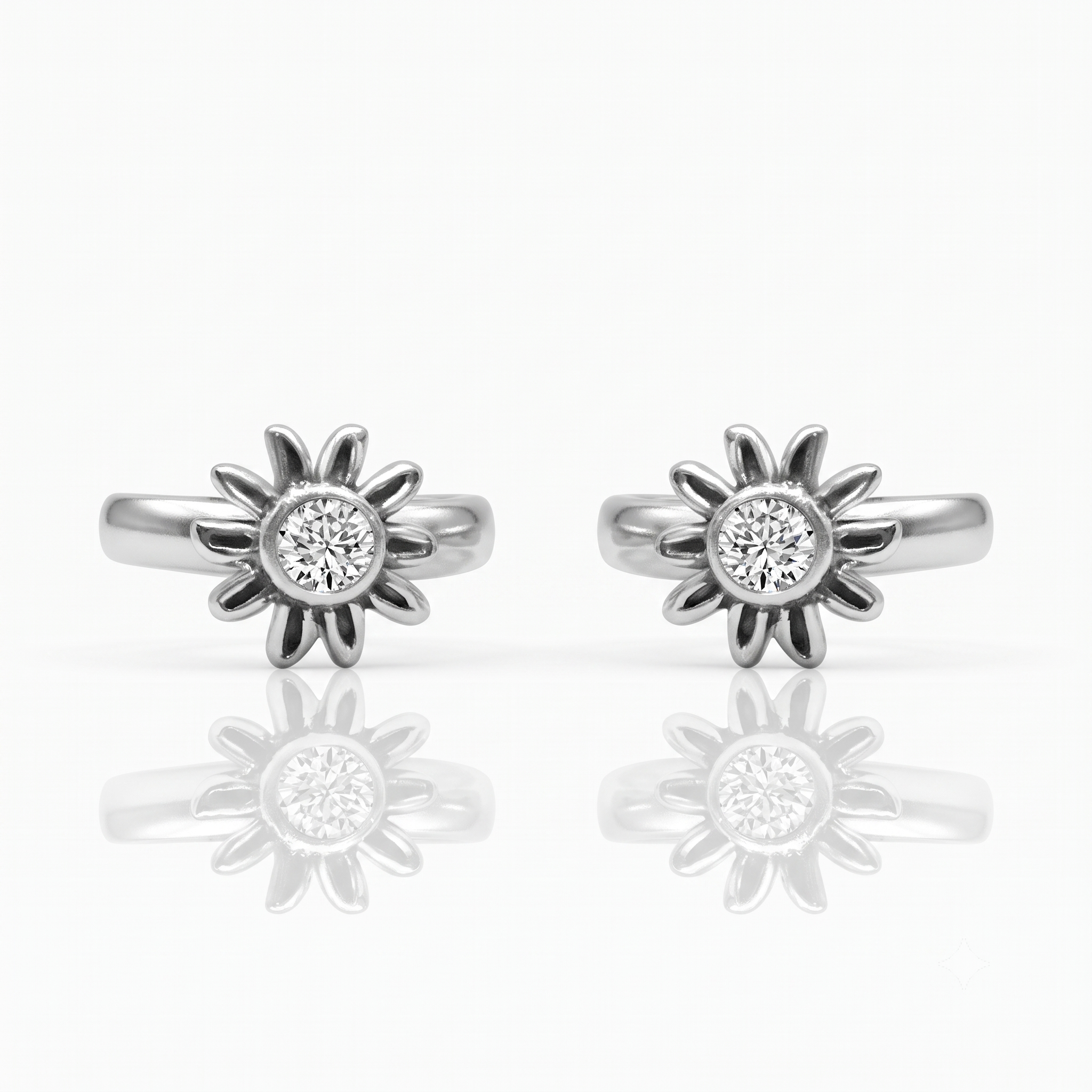 Silver Oxidised Spark Flower Toe Rings