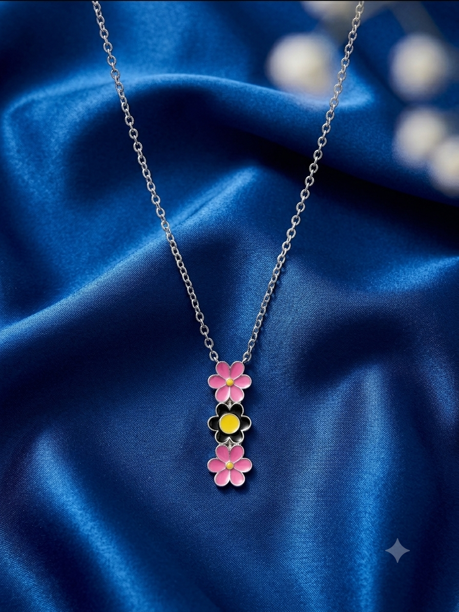 Silver Three Flower Necklace