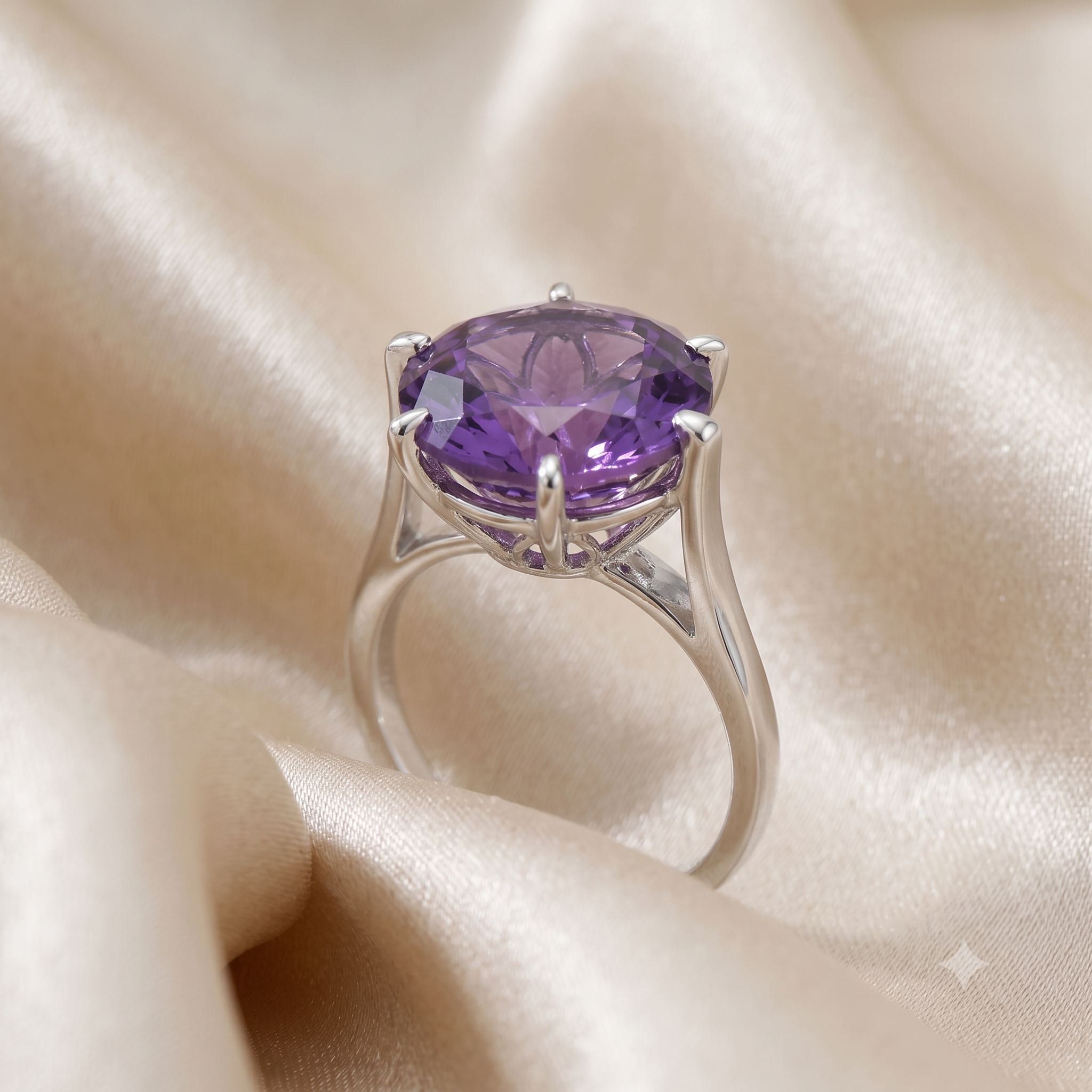 Silver Classic Amethyst Ring