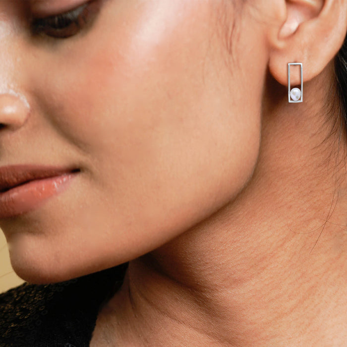 Silver High Canvas Pearl Earrings