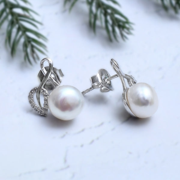Silver Leaf Embrace Pearl Earrings