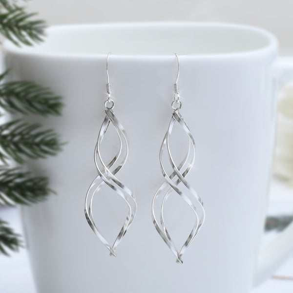Silver Elegant Flow Earrings