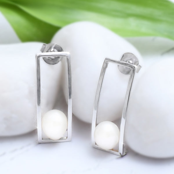 Silver High Canvas Pearl Earrings