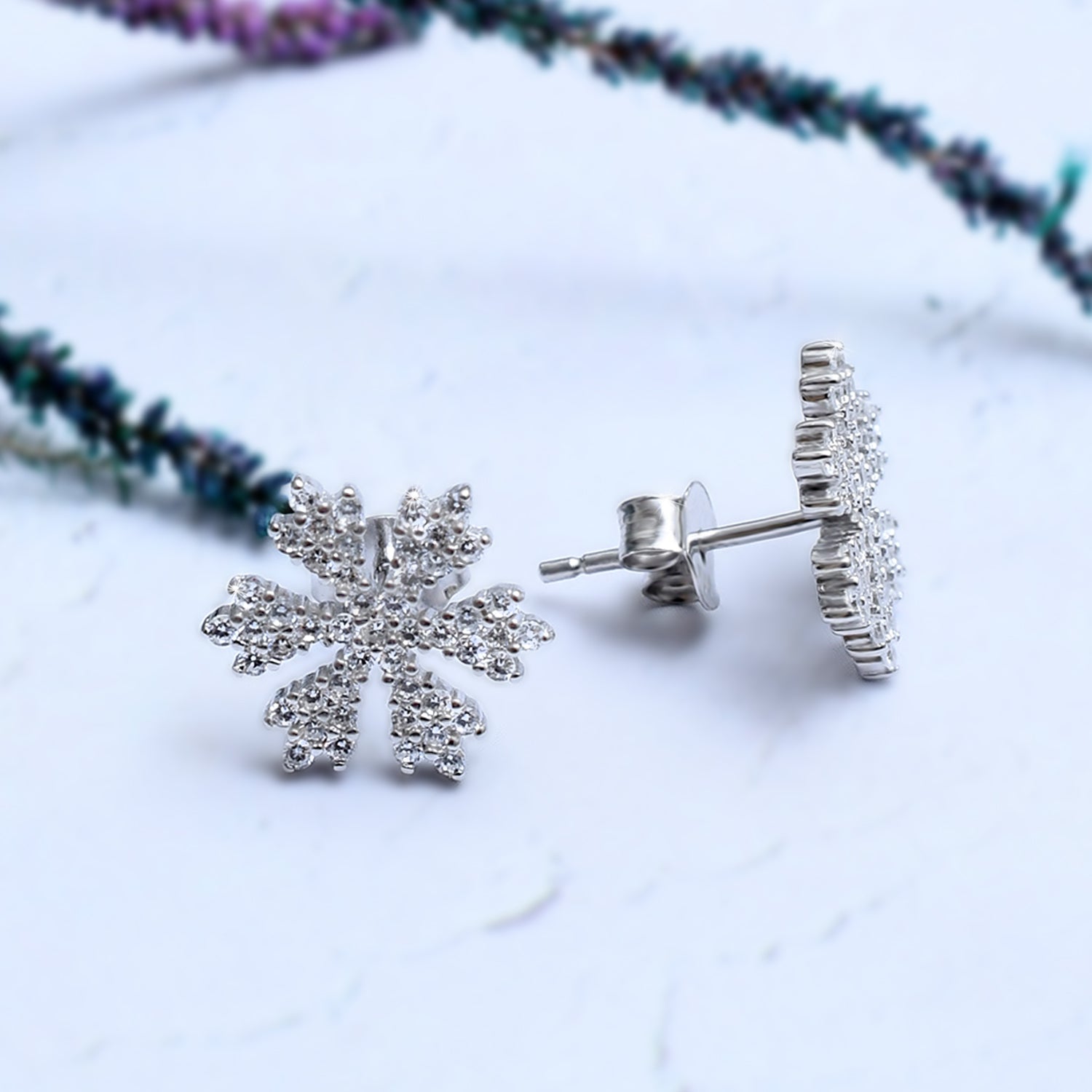 Silver Sparkling Snowflake Stud Earrings