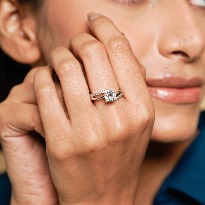 Silver Sparkling Double Twist Solitaire Ring