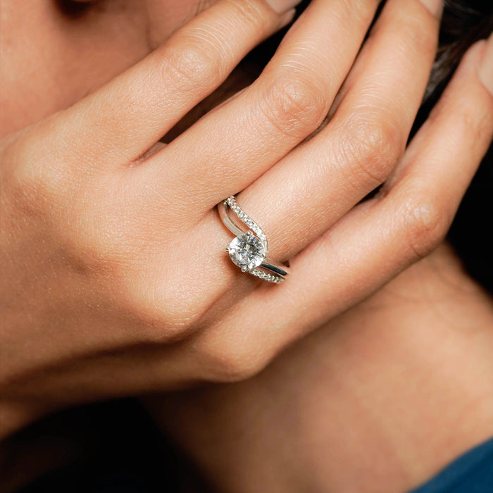 Silver Sparkling Double Twist Solitaire Ring