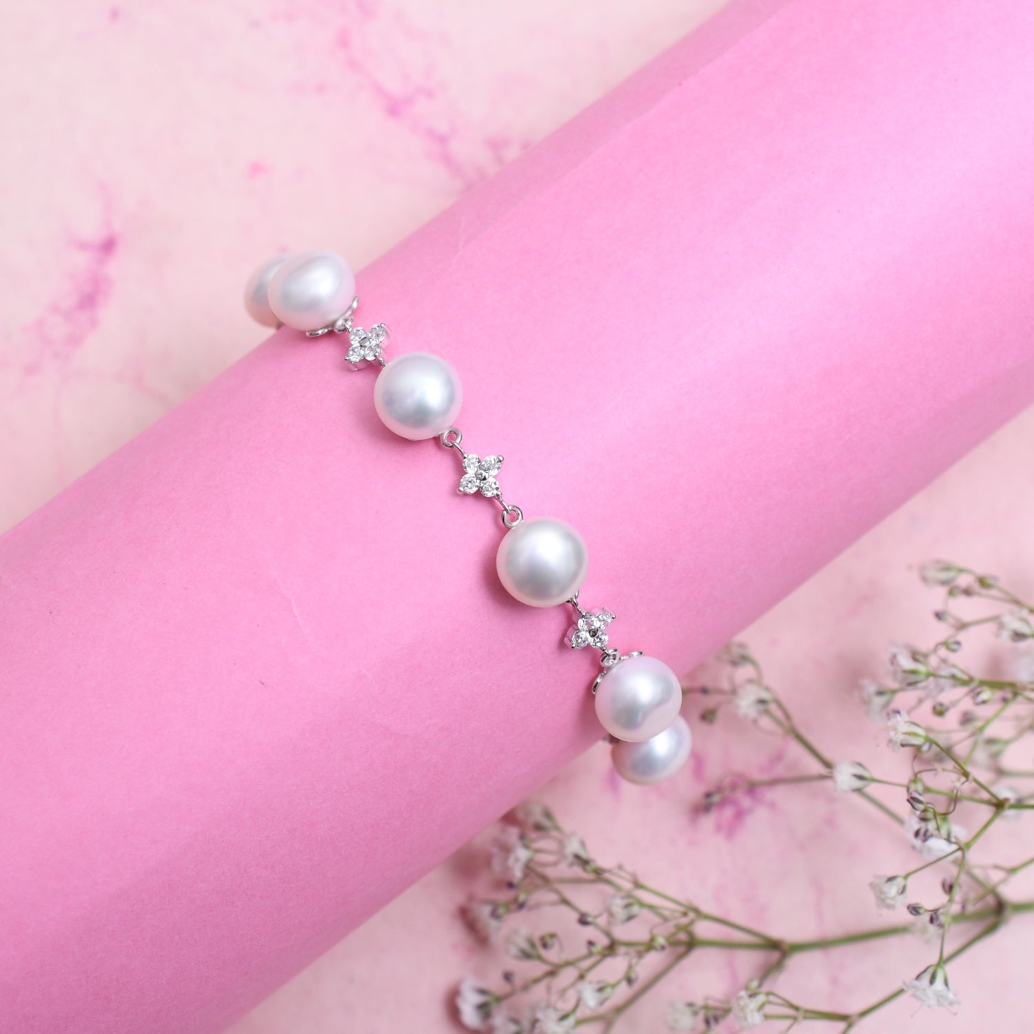 Silver Sparkling Nine Pearl Bracelet