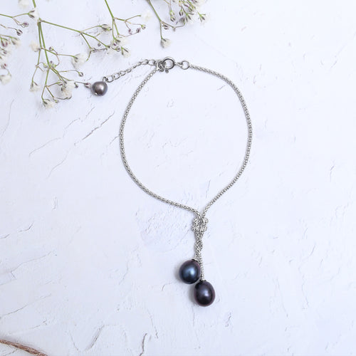 Silver Knotted Italian Chain Black Pearl Bracelet