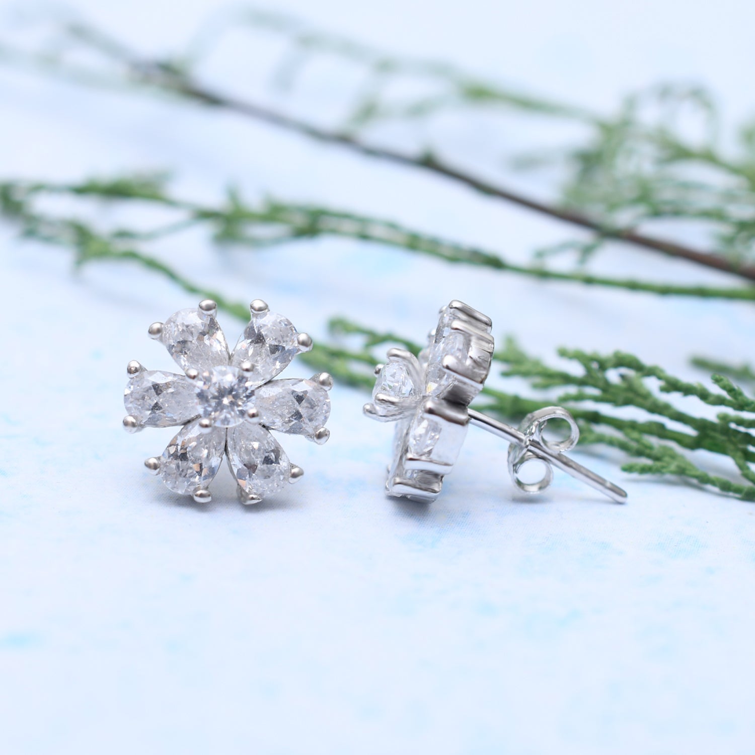 Silver Sparkling Floral Solitaires Earrings