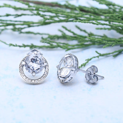 Silver Sparkling Quintess Solitaire Earrings