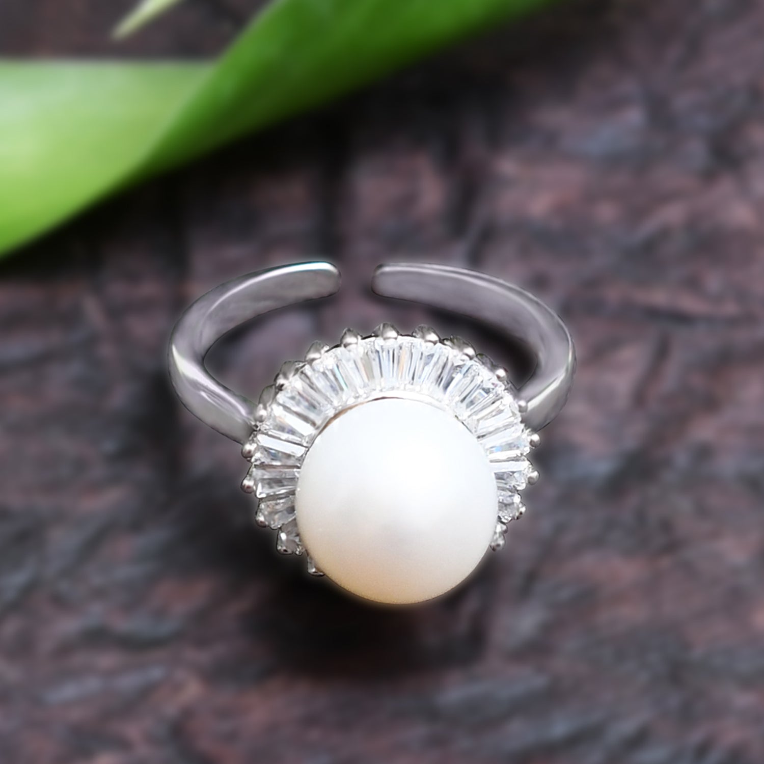 Silver Magnificient Majesty Pearl Ring