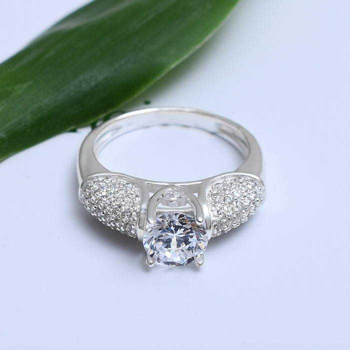 Silver Royal Sparkling Solitaire Ring