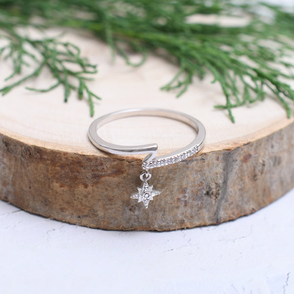 Silver Dangling Star Sparkle Ring