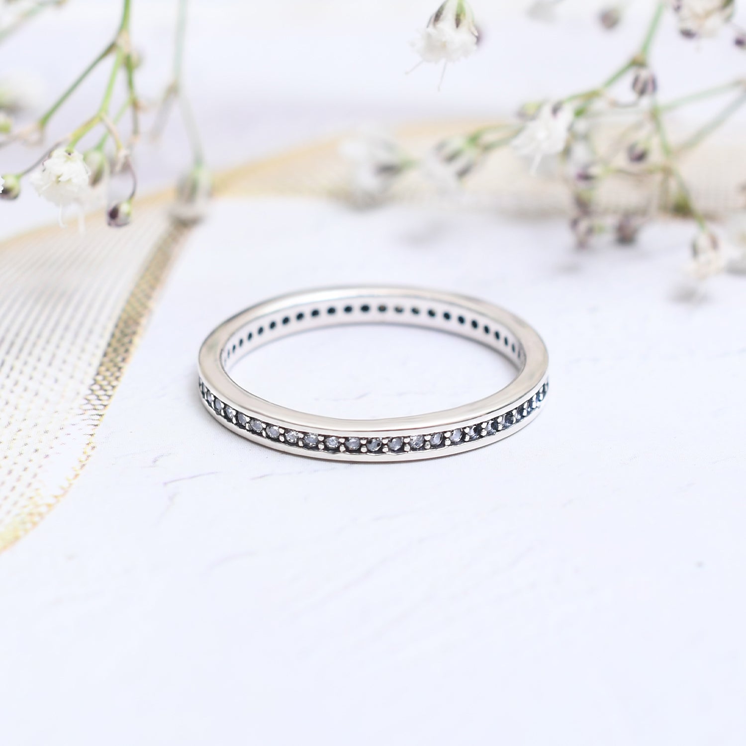 Silver Unisex Minimal Sparkle Band Ring