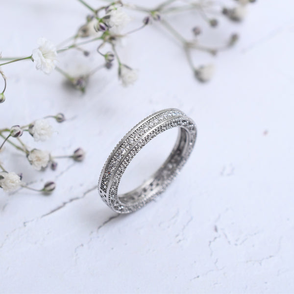 Silver Sparkling Carved Band Ring
