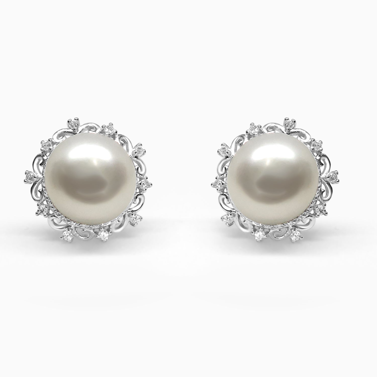 Silver Sparkling Pearl Filigree Earrings