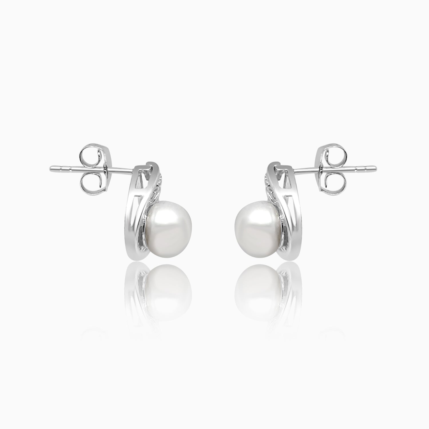 Silver Bliss Pearl Earrings