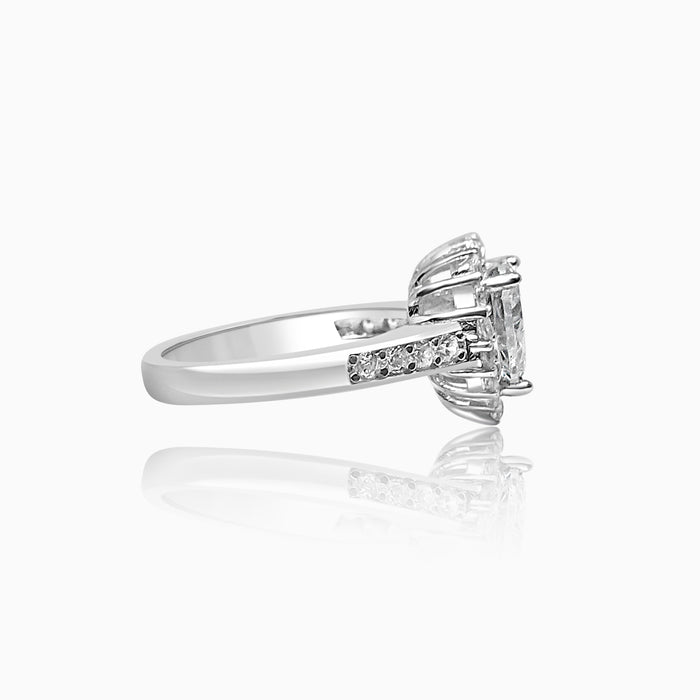 Silver Sparkling Grandoise Heart Solitaire Ring