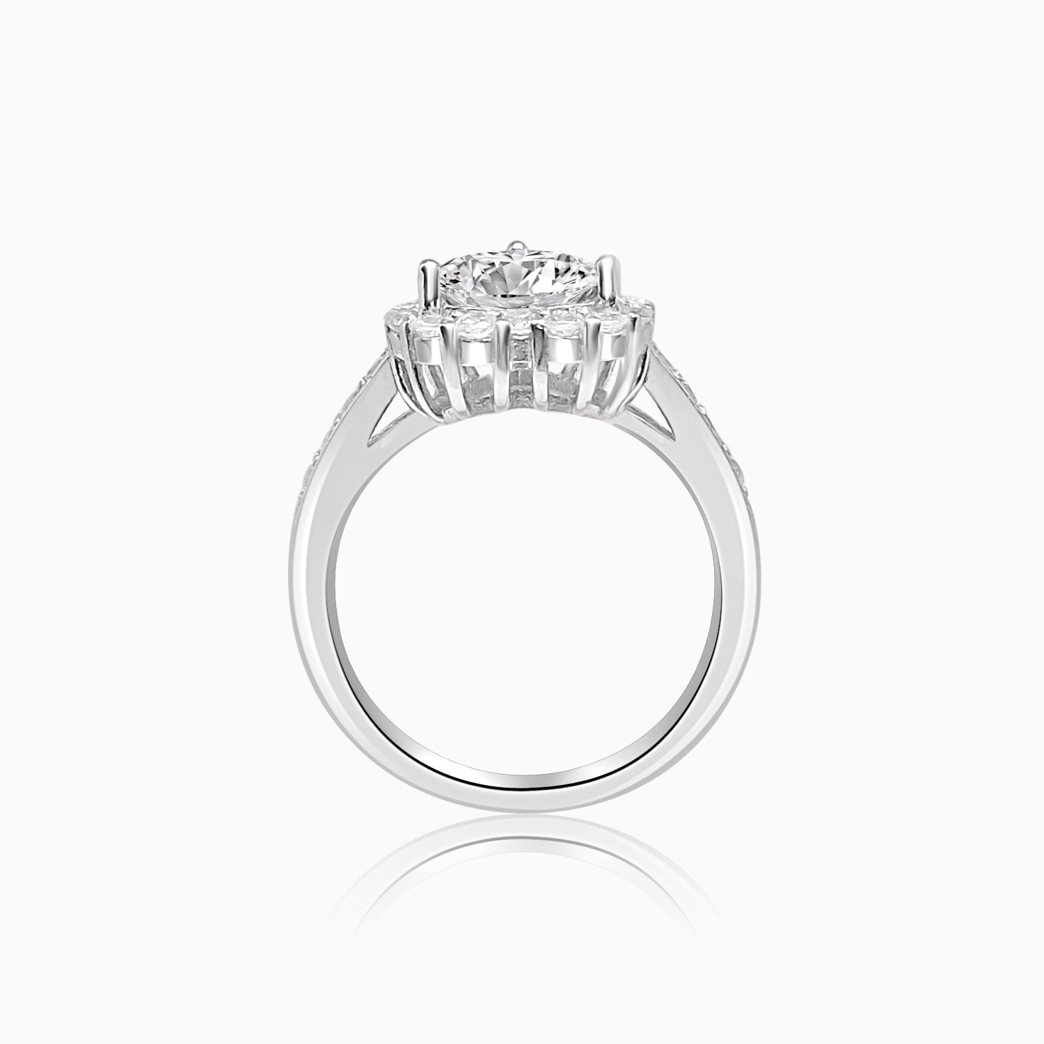 Silver Sparkling Grandoise Heart Solitaire Ring