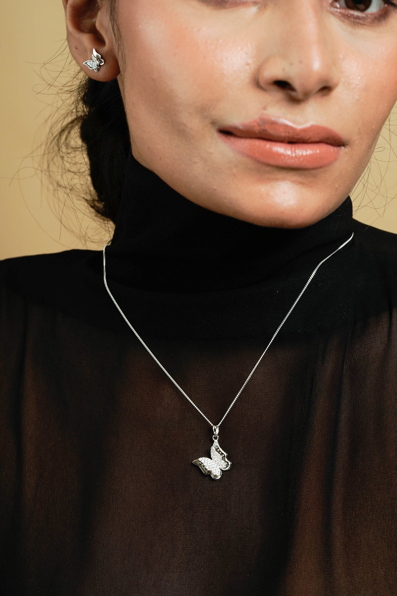 Silver Butterfly Highlight Pendant Set