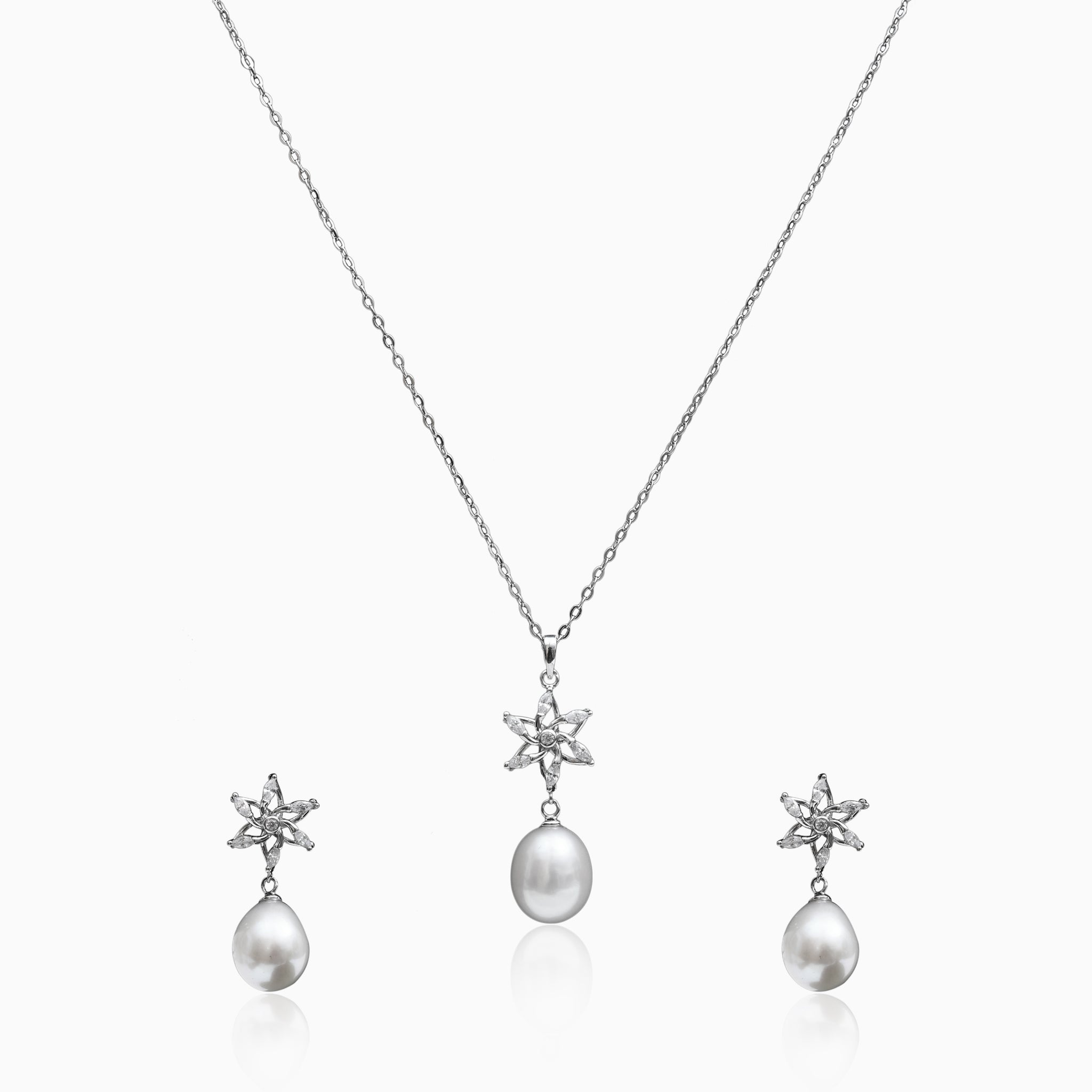 Silver Absolute Flower Pearl Set