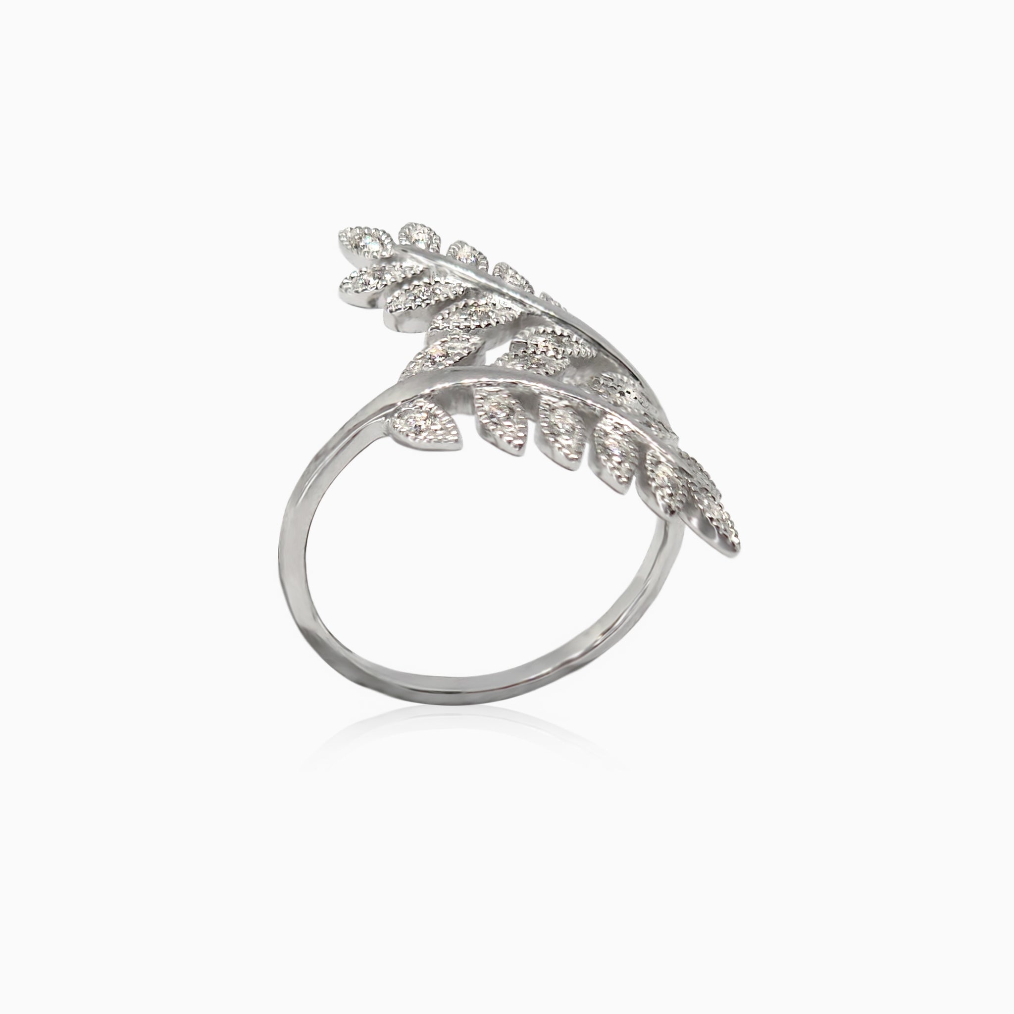 Silver Sparkling Leaf Embrace Ring