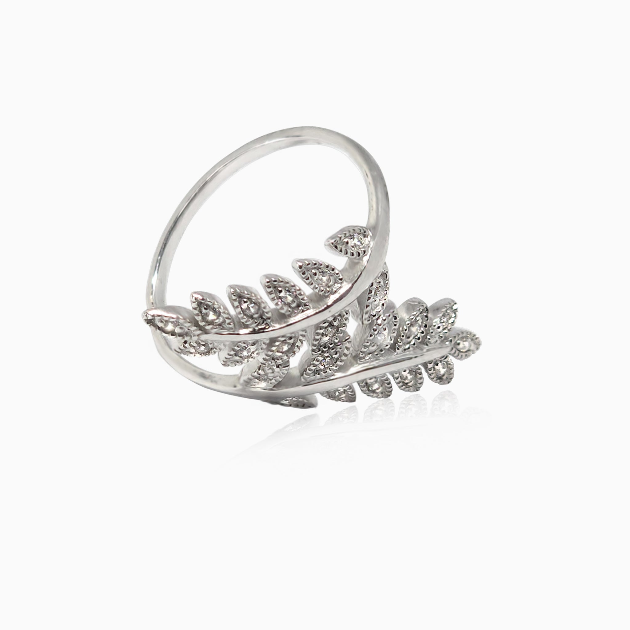 Silver Sparkling Leaf Embrace Ring